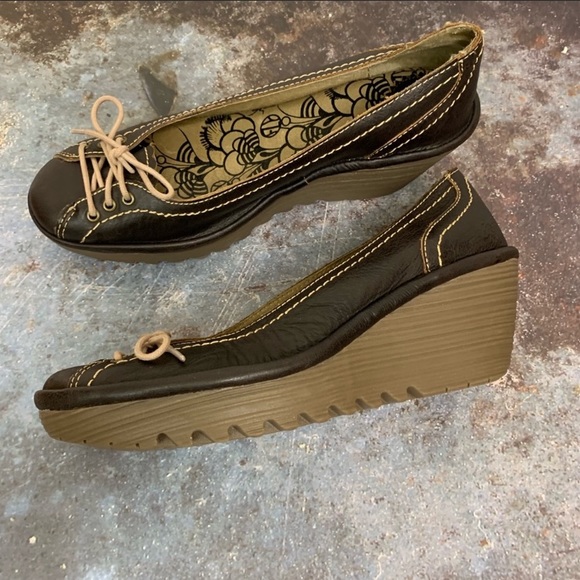 Fly London Shoes - Fly London Lace Tip Wedge Comfort Shoe Size 10